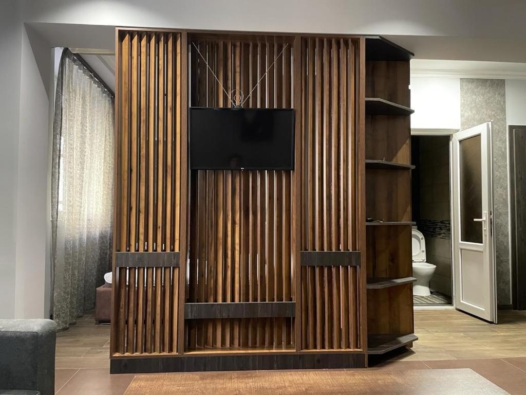 One Central Apartment Yerevan Bagian luar foto