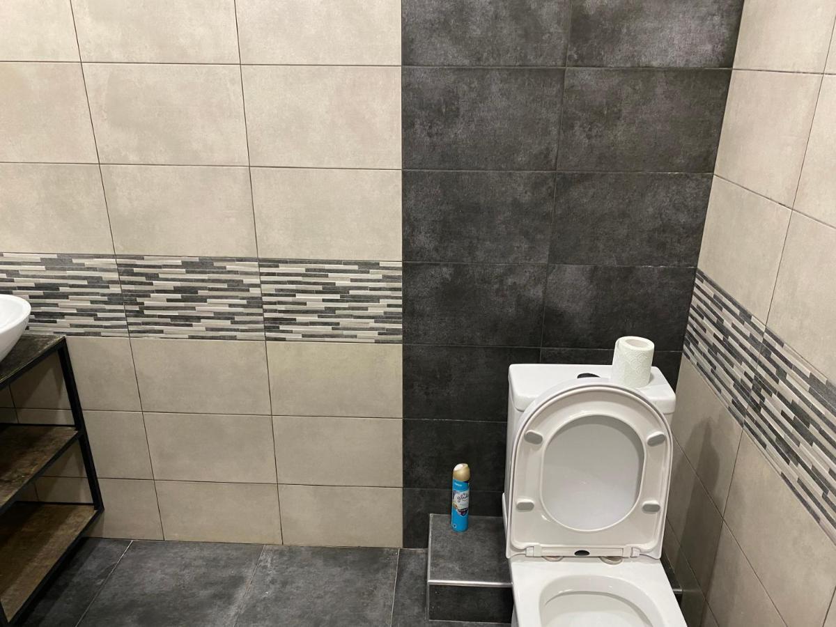 One Central Apartment Yerevan Bagian luar foto